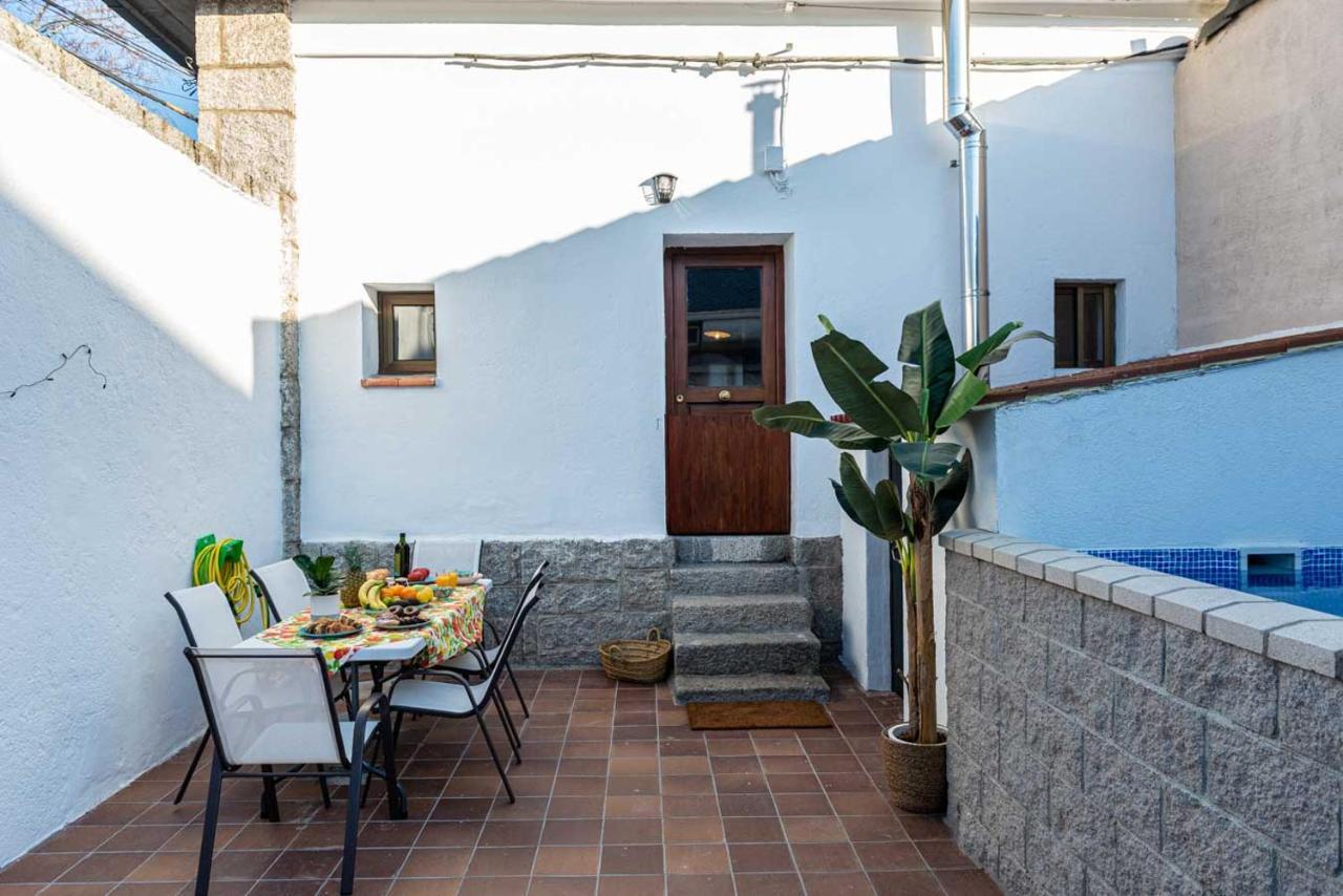 Casa Rural Valsain Lodge La Pradera de Navalhorno Exteriör bild